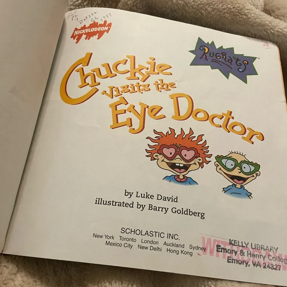 Chuckie Visits the Eye Doctor (Nickelodeon Rugrats) Paperback- *make offers* - Picture 5 of 5